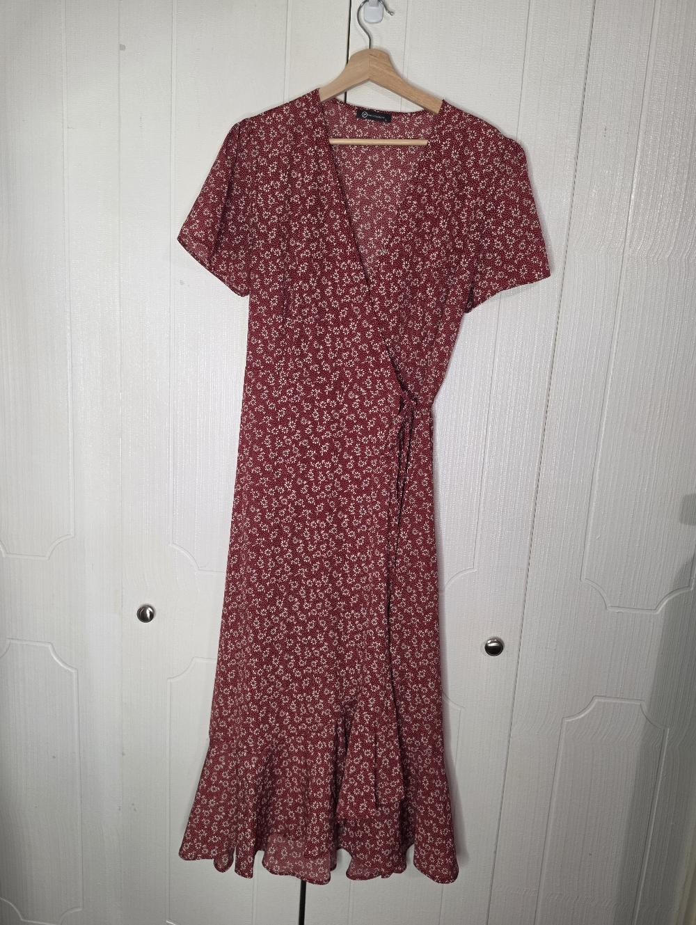 Midi Wrap Dress in Burgundy Floral - Picture 2 of 9